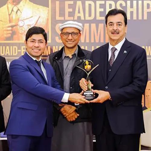 Awards-to-Our-CEO-&-Director (1)